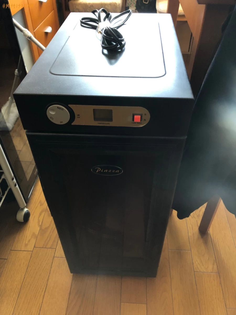 【八王子市石川町】カラーボックス、カーペット、ラック等の回収